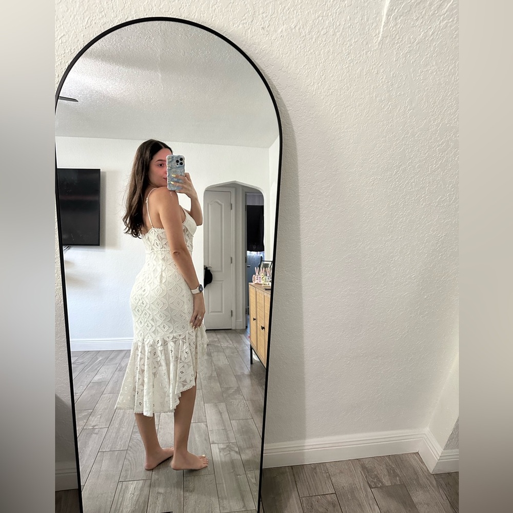 Selfie Leslie High Low Midi Dress - Picture 4 of 8